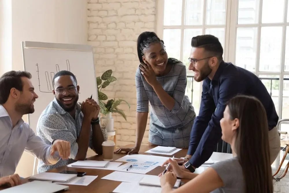 A liderança humanizada aumenta a motivação dos colaboradores.